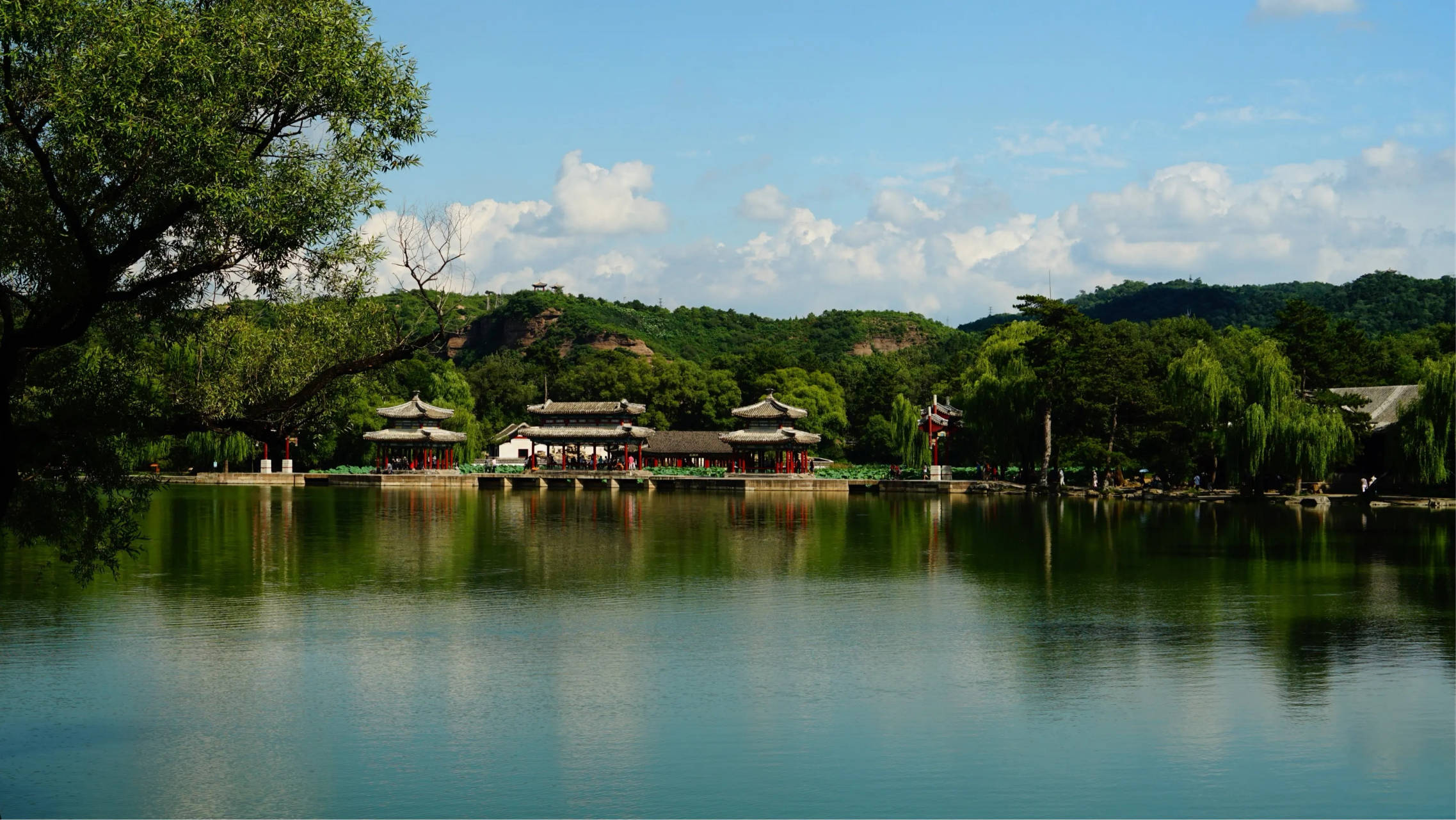 完美电竞河北夏天适合避暑的景区：历时约90年才完工是中国园林
