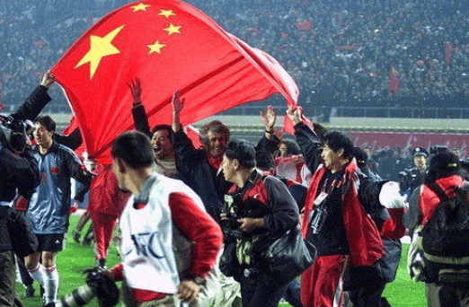 足疗店，属于中国足球的消费降级