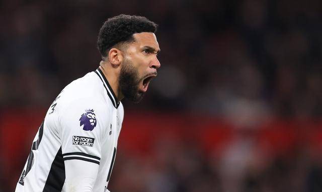 英超联赛免费高清直播+实时赛程+积分预测（2025赛季全覆盖）英超积分战报：曼联逆转保留争四希望埃弗顿胜利特雷纳利物浦基本确定保级