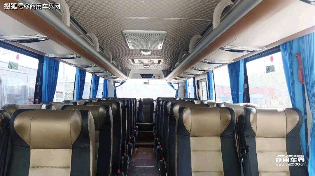 吉利：星际纯电动景区旅游车U8E交付新疆那拉提