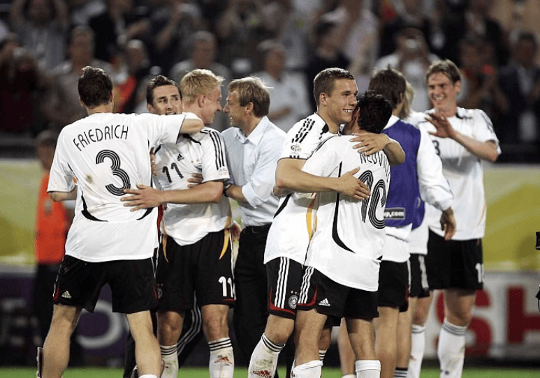 放弃胡梅尔斯&德国欧洲杯大名单引争议！致敬国足四门将，还是效仿08西班牙？