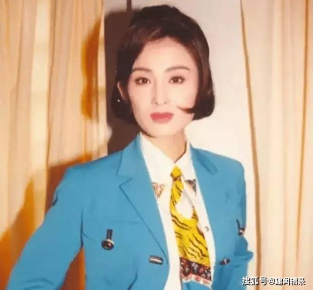 原创56岁张敏近照暴瘦引担忧，曾被大佬独宠9年，如今破产隐退风光不再