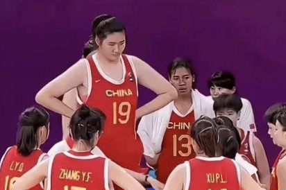 中国女篮U18不敌澳大利亚，赛后揪出最差之人，球迷失望