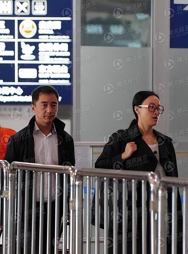央视女主持赵子琪：曾让2个已婚男士为之痴迷，如今她怎样了？