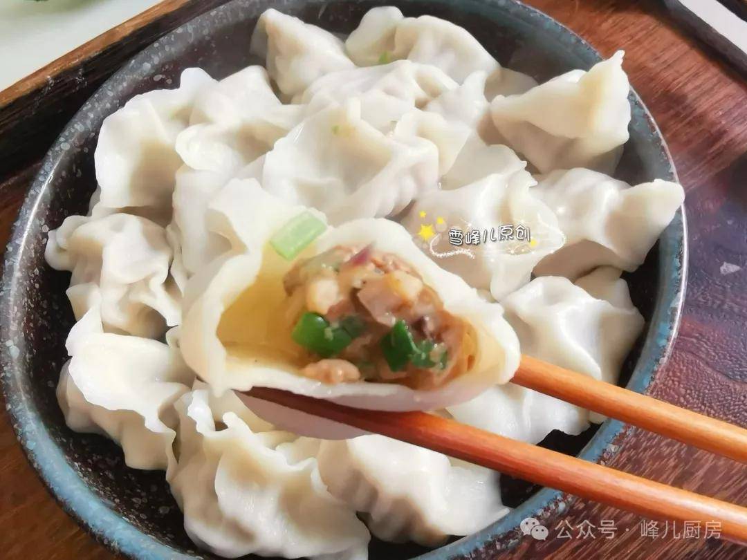 原创俗话说：头伏饺子二伏面，六种馅料头伏饺子任你选，老传统习俗不能丢！