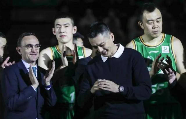 原创辽宁男篮重磅官宣！海报暗示杨鸣暂时离队，乌戈-洛佩兹接任主帅