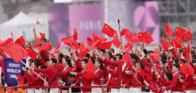 原创中国巴黎奥运成绩喜人：总奖牌、金牌数均进前五，逼近美国