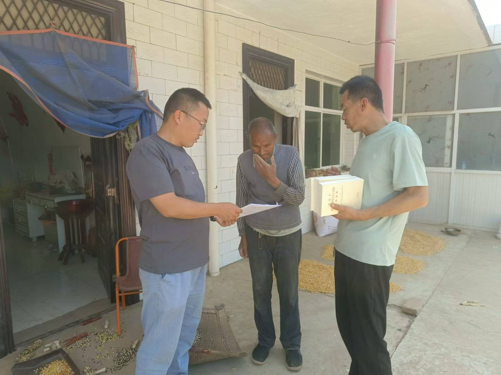 第一书记张智博：驻村更“驻心” 实干促“振兴”