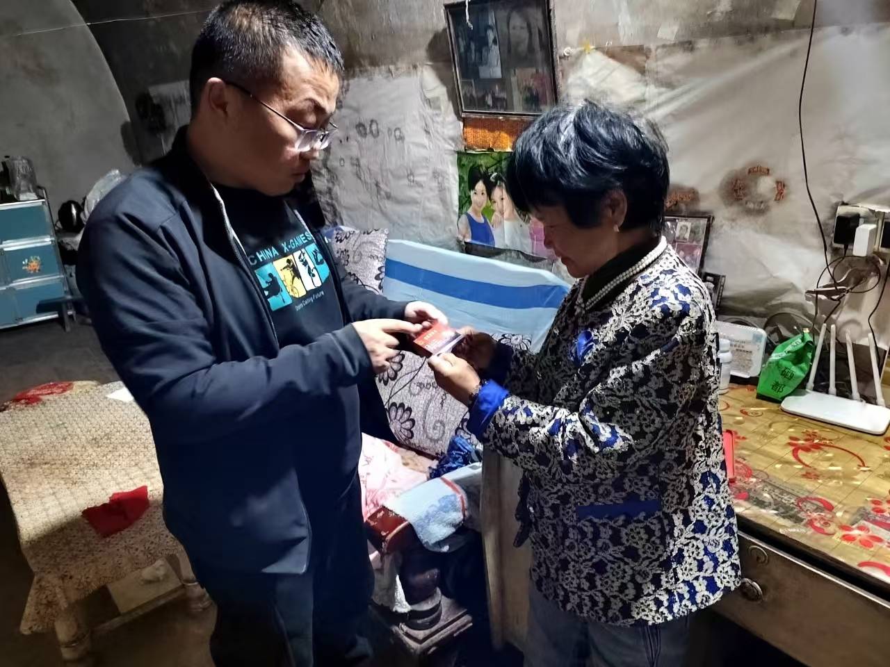 第一书记张智博：驻村更“驻心” 实干促“振兴”