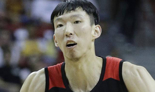 签约成真！祝贺中国男篮，六年后首位球员重返NBA