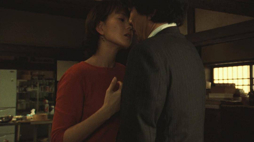 日本大尺度电影推荐！爱情迸发的瞬间，令人深受震撼！