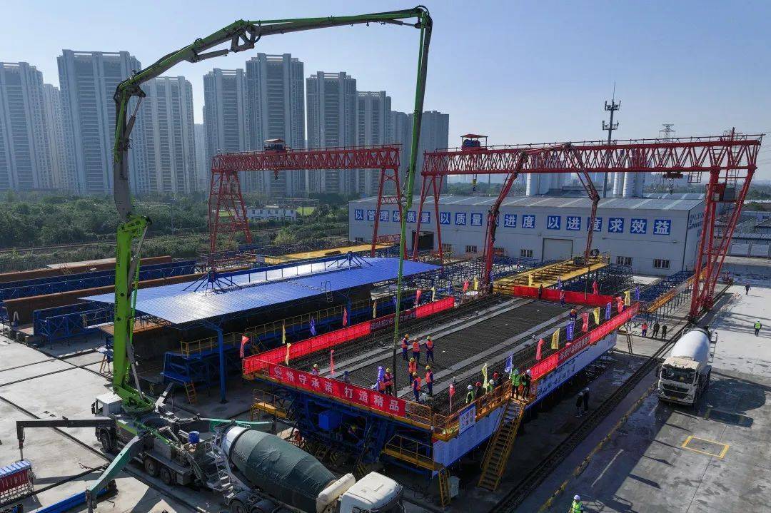 沪渝蓉高铁建设捷报频传