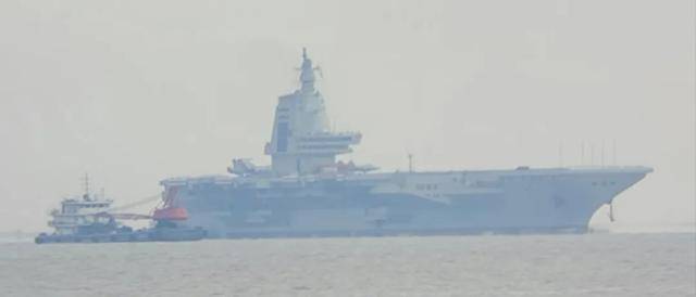 福建舰第六次海试归来,甲板上的不寻常之处,还不是美国最担忧的 福建舰第六次海试归来,甲板上的不寻常之处,还不是美国最担忧的