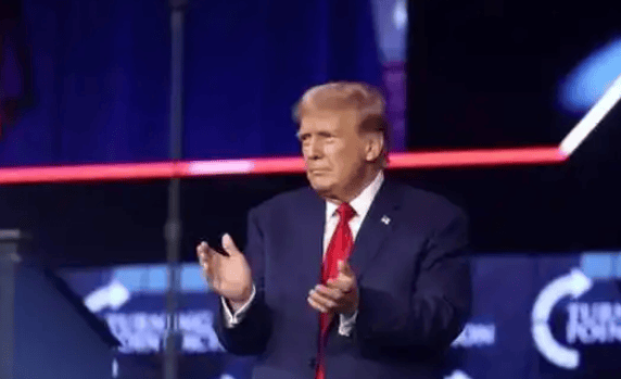 刚上任就访华!北京迎来“稀客”,中方高规格接待,特朗普突遭警告 刚上任就访华!北京迎来“稀客”,中方高规格接待,特朗普突遭警告