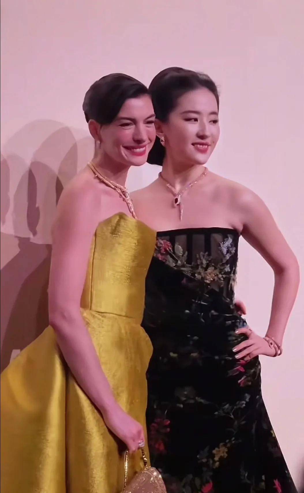 ����Ʊ������״̬,37����������,������վ���۷�����ɽ��