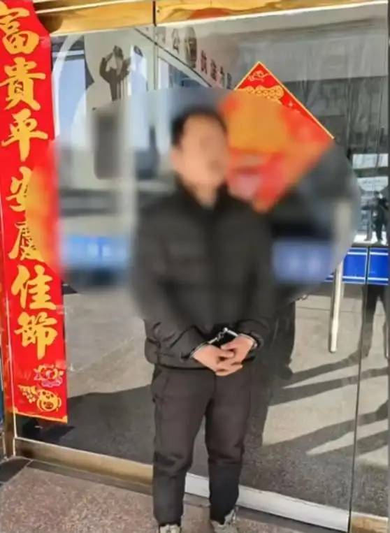 后续男子火烧前女友烟酒店行拘10天聊天记录纵火原因曝光(图9)
