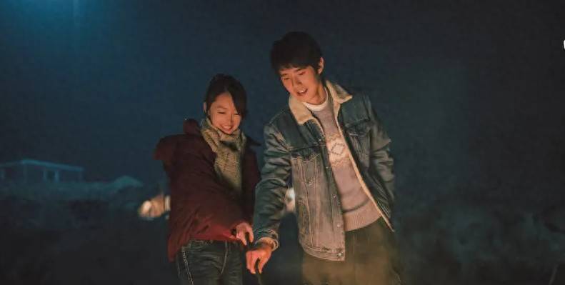 周冬雨刘昊然新片“旧东北”，21世纪最好的中国电影之一欢喜首映热播