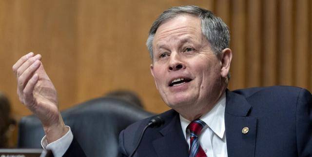 尴尬了！鲁比奥无法落地中国，特朗普派出特殊人物，有大事要当面谈