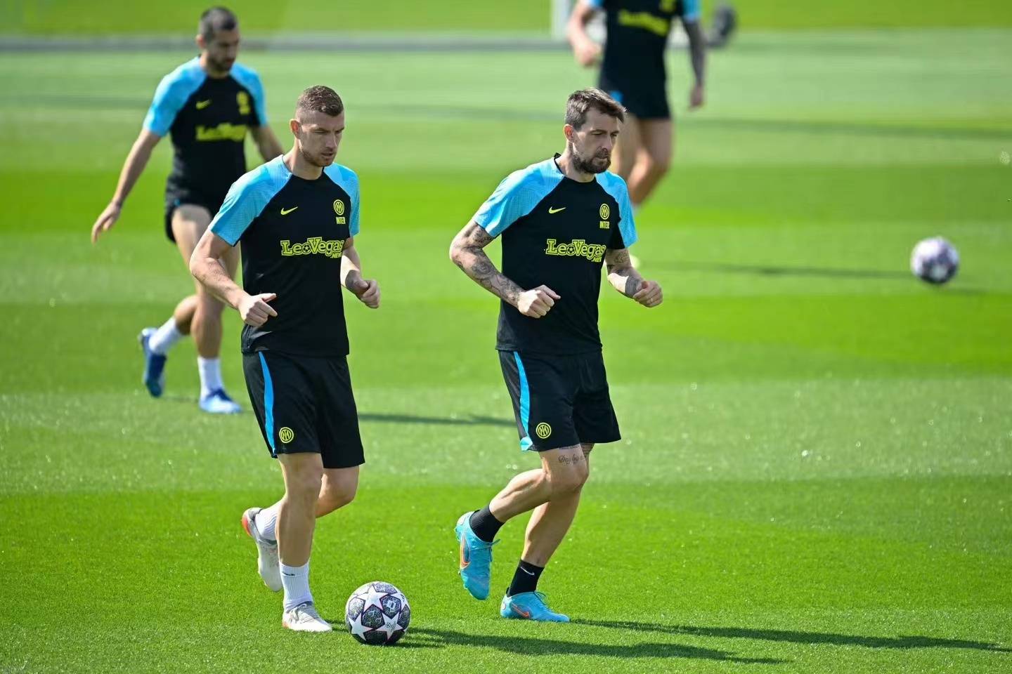 “欧冠国际米兰 VS 拜仁米兰体育- 体育