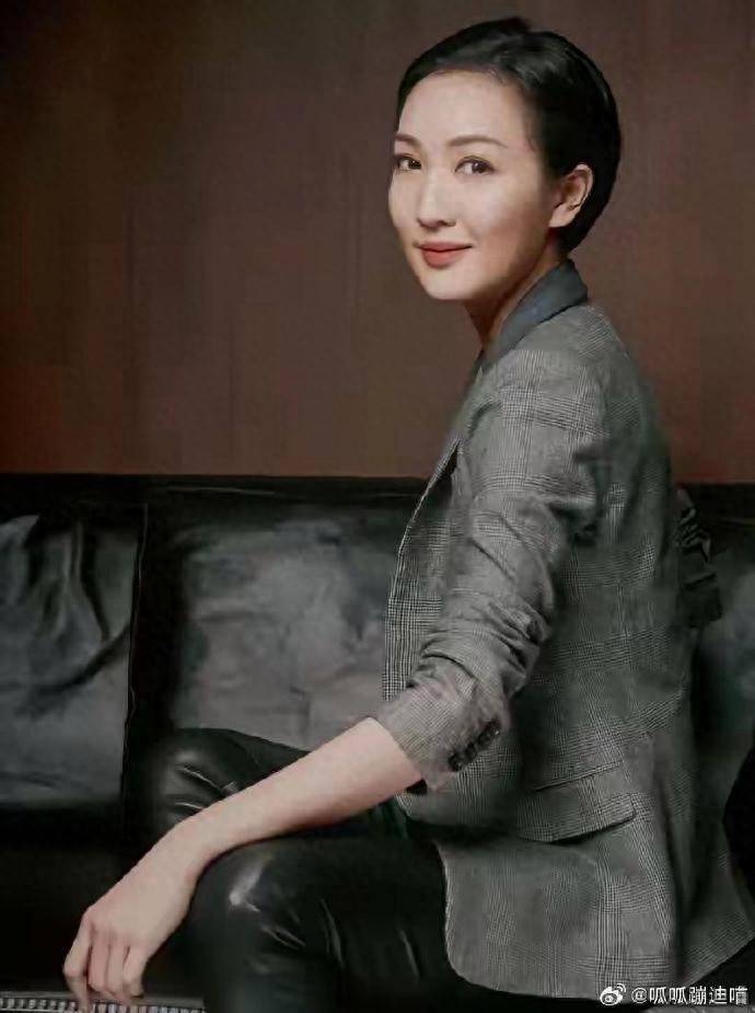 原创她是霍启刚唯一的妹妹，郭晶晶小姑子！却是最低调的顶级名媛！