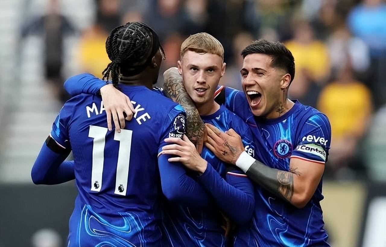 英超联赛免费高清直播+实时赛程+积分预测（2025赛季全覆盖）曼联7次夺英超亚军仍非最多哪支队将第9次获亚？