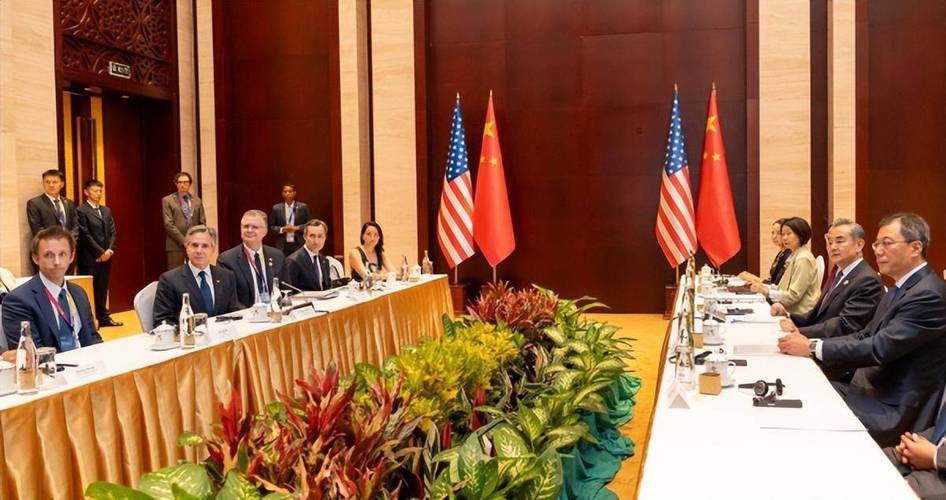 原创             多家企业获得稀土出口许可！中方拿出停令，谁敢卖给美国后果自负