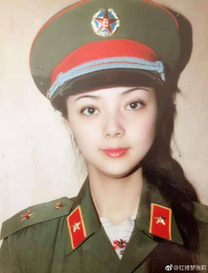 薛宝钗张莉现状曝光，豪宅身家过亿，少女颜值至今不婚不育