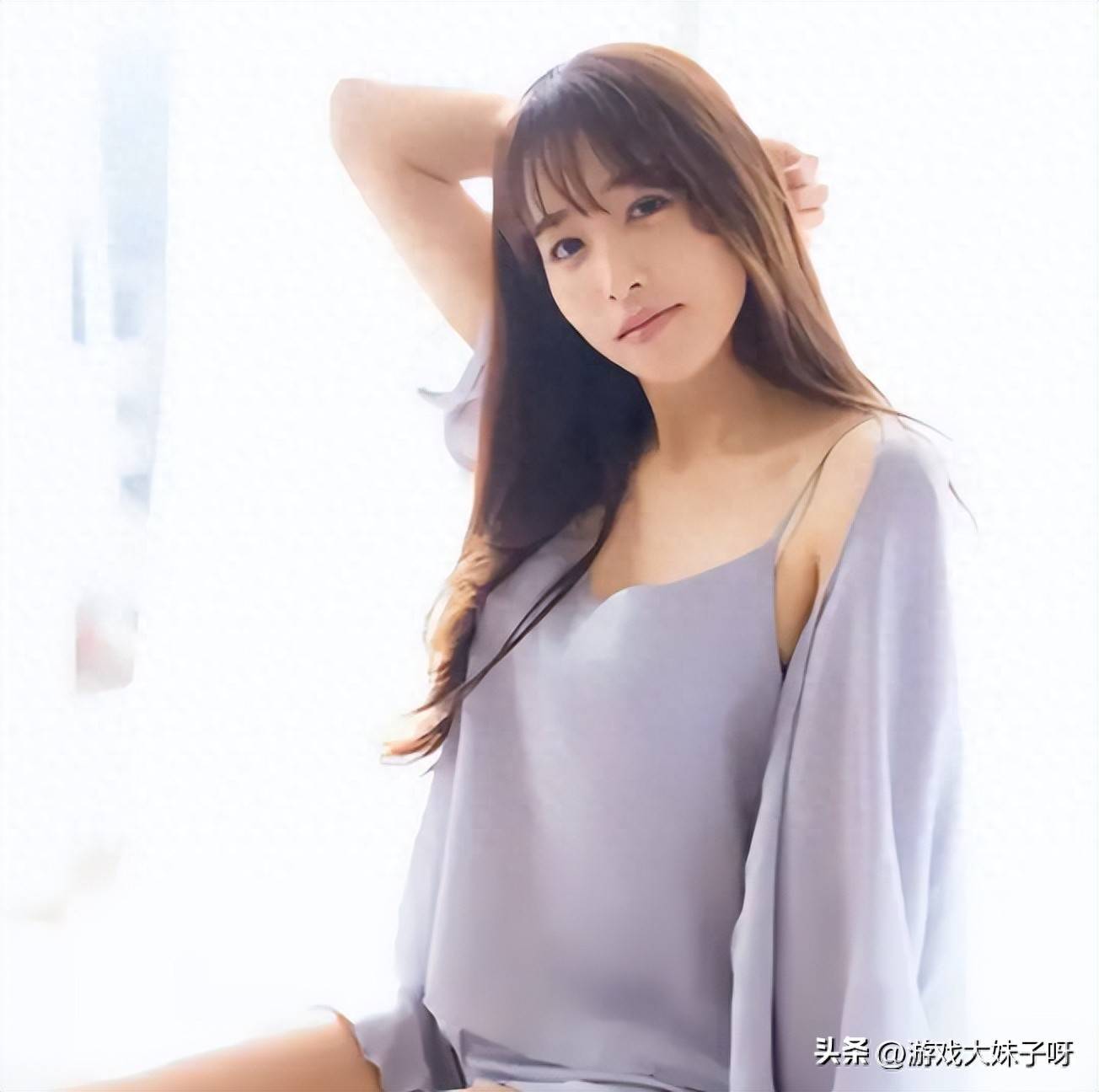 又一位主播发生意外，洗完澡换衣服忘记关消息，瞬间被永久封杀