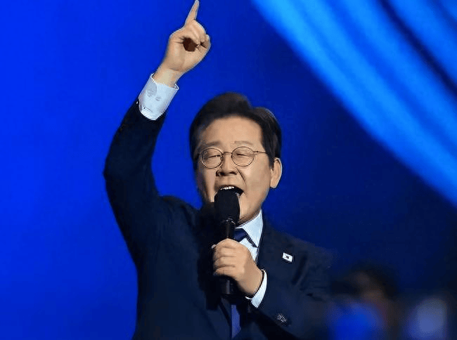 韩国传出重磅消息，朴槿惠支持者改换阵营，李在明胜选无悬念？