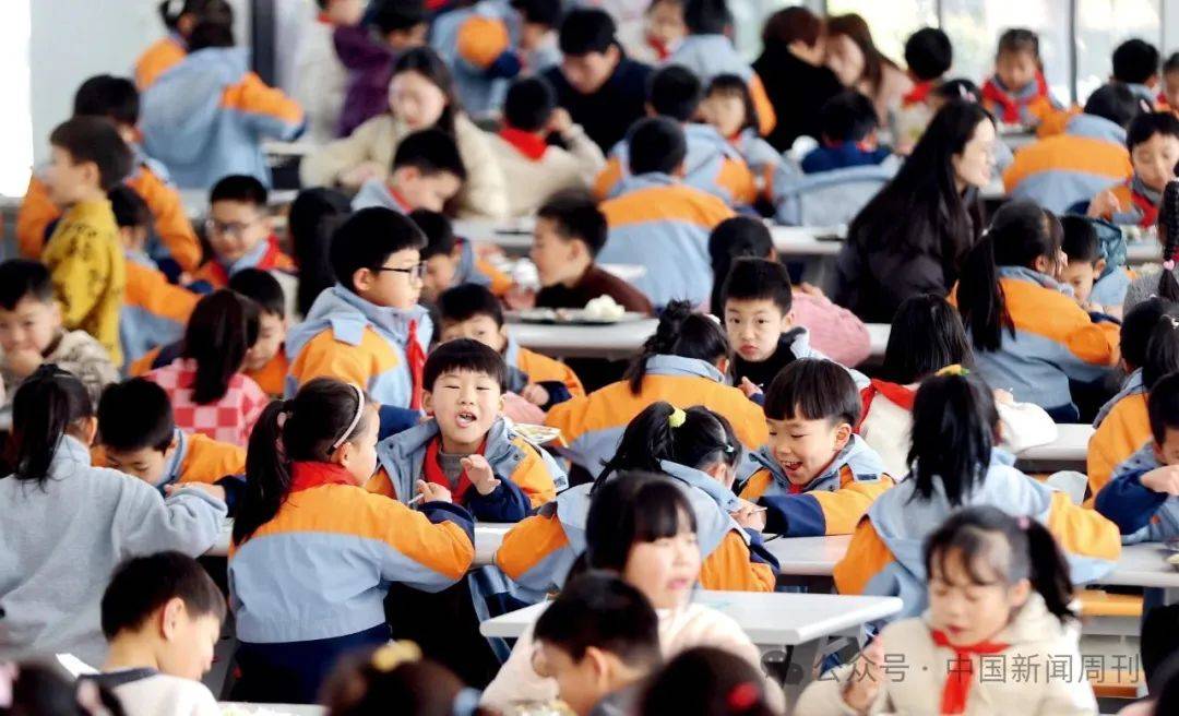 史无前例的“校园餐”反腐，来了
