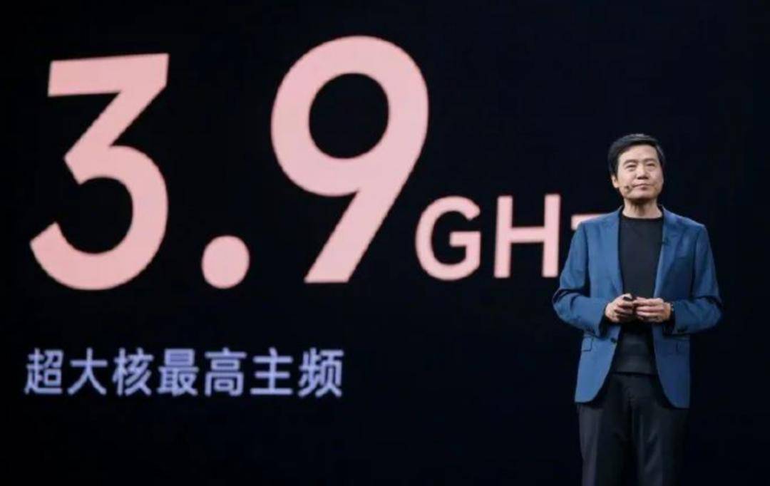 原创             玄戒芯片亮相，雷军离超越乔布斯还有多远？