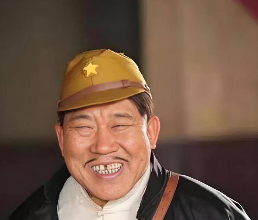 李明邀杜旭东赴天津聚餐，十几道美食，50元汾酒，超接地气