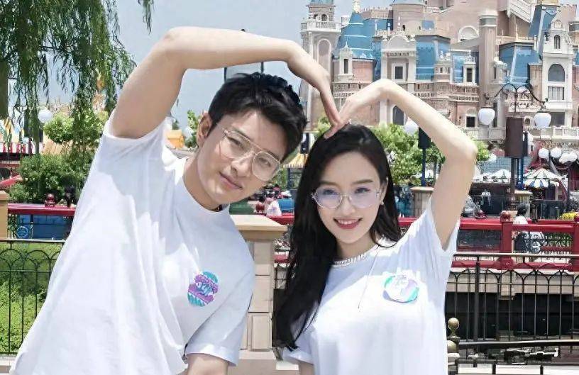 同杨子离婚四个月，黄圣依承认初恋是贾乃亮！网友惊了