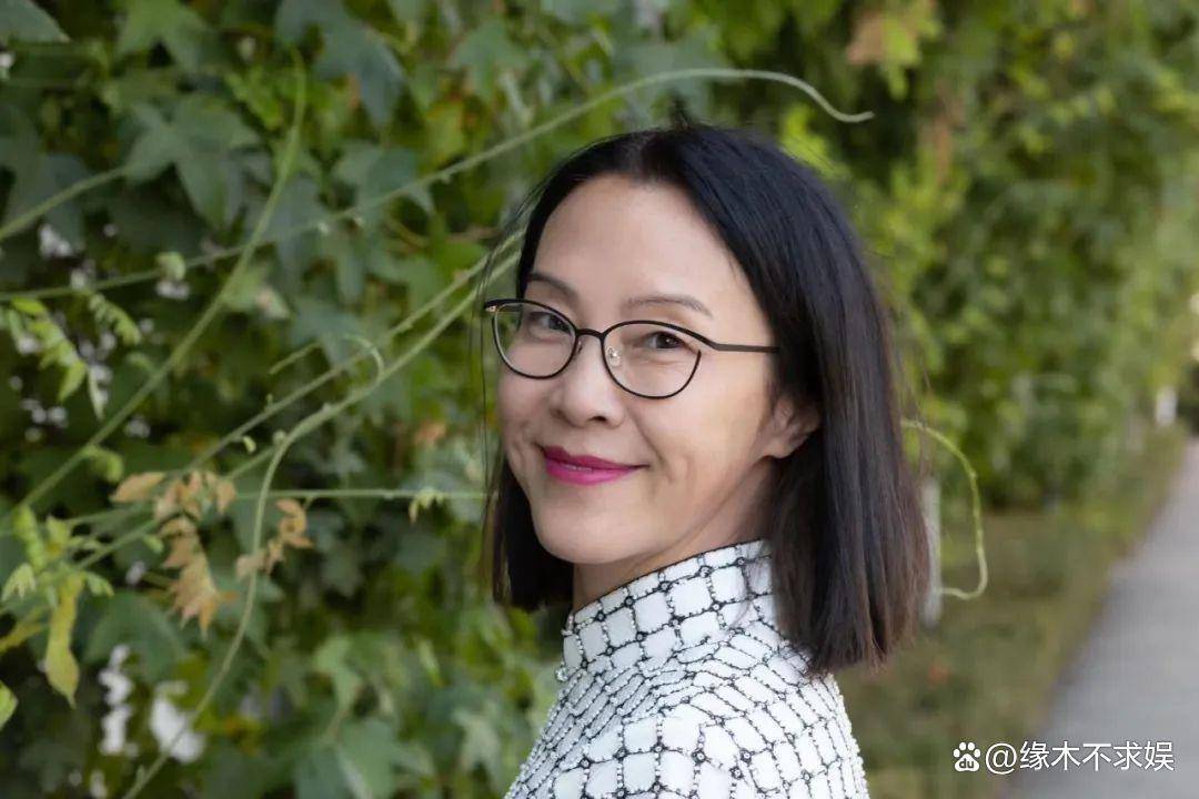 61岁李国庆被曝将二婚，女方长相优雅漂亮，和前夫育有两个女儿！