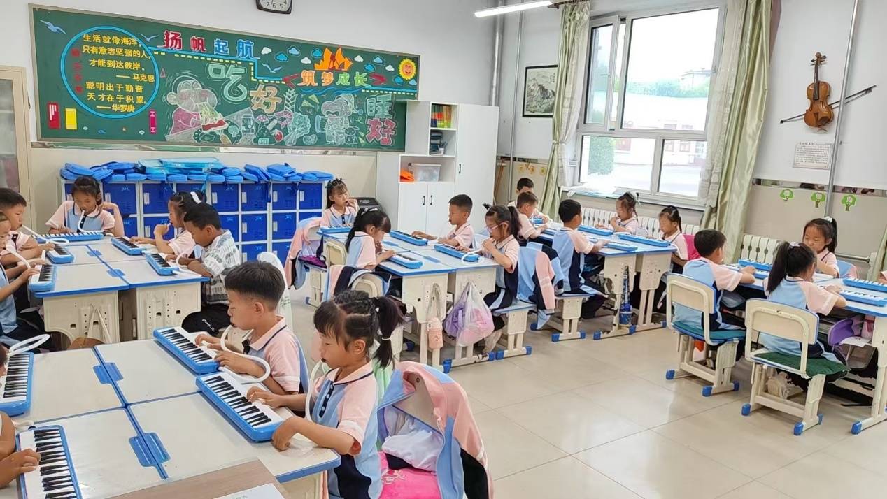 精耕小班化教育新样态 构建师生共同成长圈——牡丹江市东华小学小班化改革的探索与实践