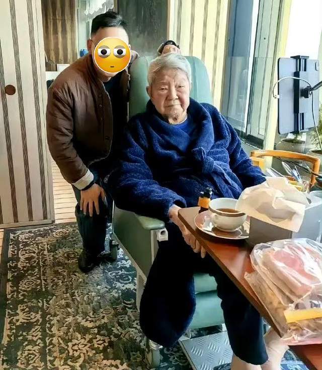 83岁蔡澜去世！遗体已火化，生前住酒店无儿无女，四大才子全离世
