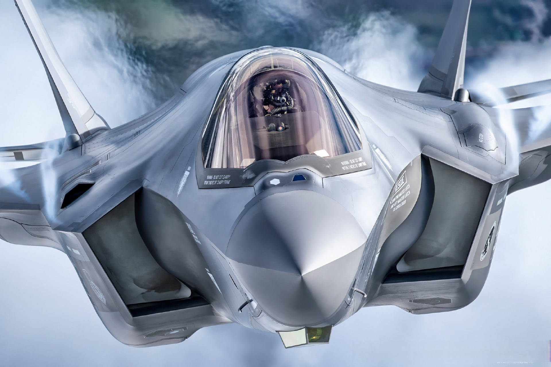 泰国战机急转舵！F-35订单顶替中国货，东南亚兄弟捅刀白宫笑纳