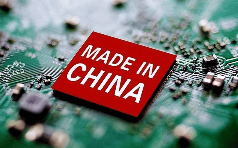 原创             美国宣布解禁，英伟达恢复对华H20芯片出货！国内专家：坚决反对