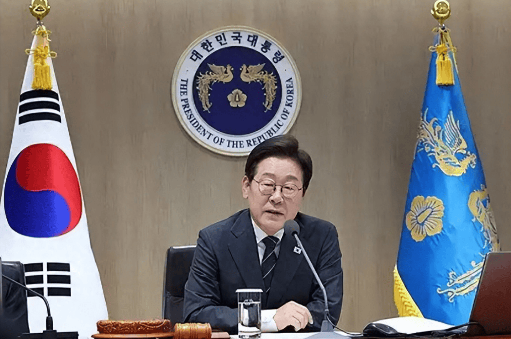 思考13天后，李在明决定不出席中国阅兵？韩国还是要看特朗普的脸色