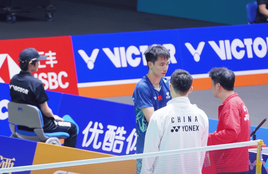原创             连续逆转世界第3！王正行2-0霸气横扫安东森，国羽预定3金3银