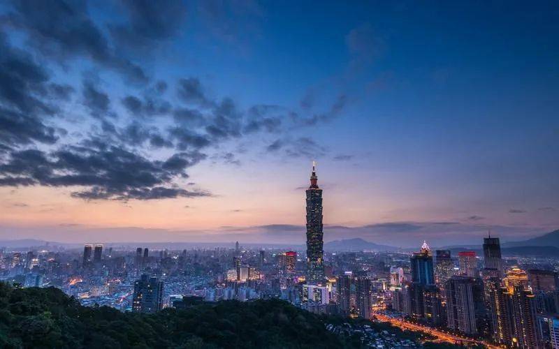 马英九忍无可忍，全岛2300万人掀起反抗浪潮，赖清德只剩下一条路可走