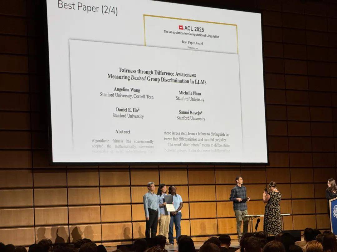刚刚，DeepSeek梁文锋NSA论文、北大杨耀东团队摘得ACL 2025最佳论文