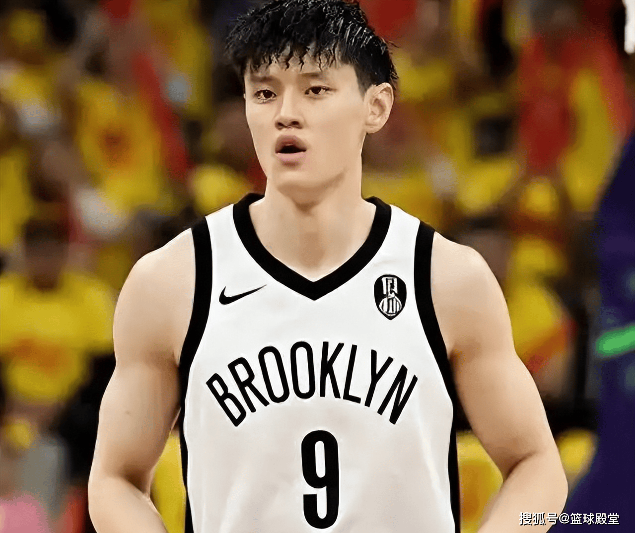 原创             曾凡博与篮网签E10合同后续！9月底争取双向，10月底确定最终结果
