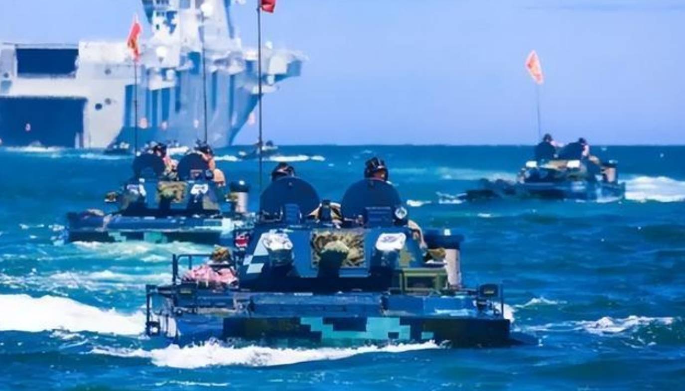 我防长发出统一强音，200万解放军箭在弦上，向“台独”甩出王炸