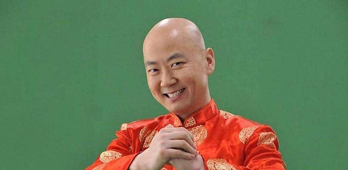 58岁郭冬临看得开！一生未婚无儿女，如今已成2000万粉丝大网红