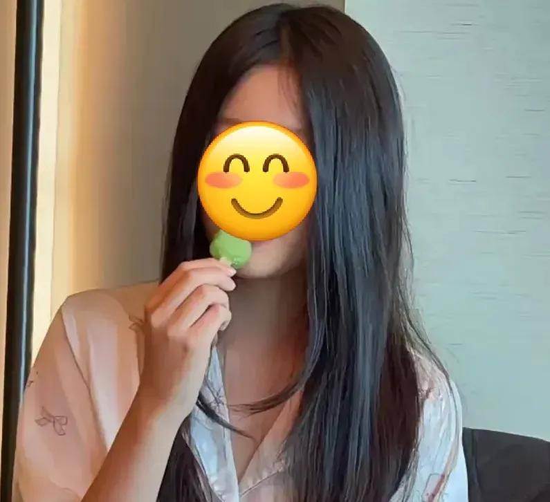 马筱梅面相开始变化，疲惫浮肿有孕相，提及大S子女感慨宝妈都懂