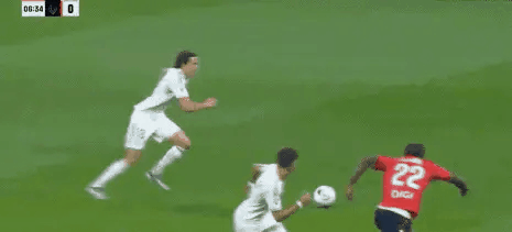 皇马1-0奥萨苏纳新帅首秀靠点球西班牙足球甲级联赛17年首轮纪录继续
