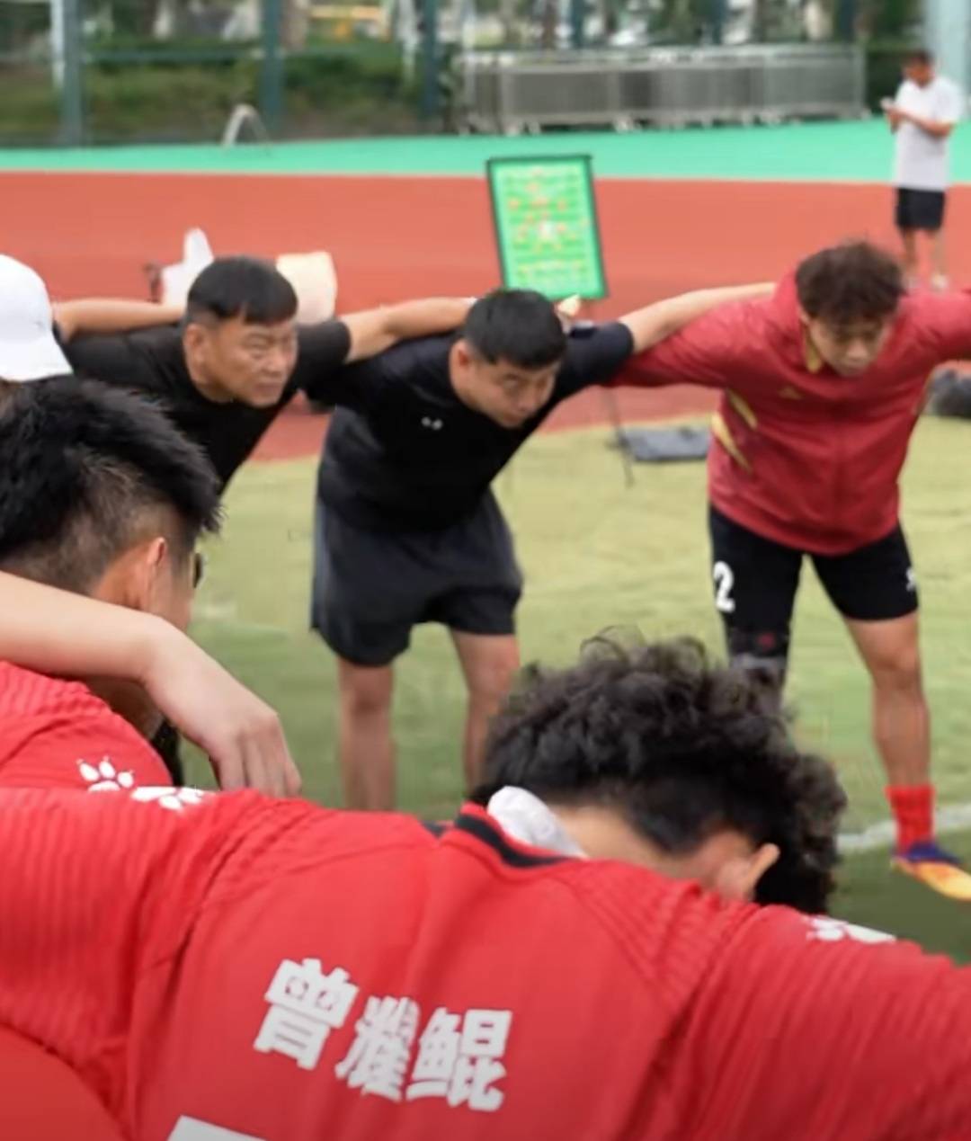“慕志磊回归庞智超出院奥体球队训练禁围观苏
