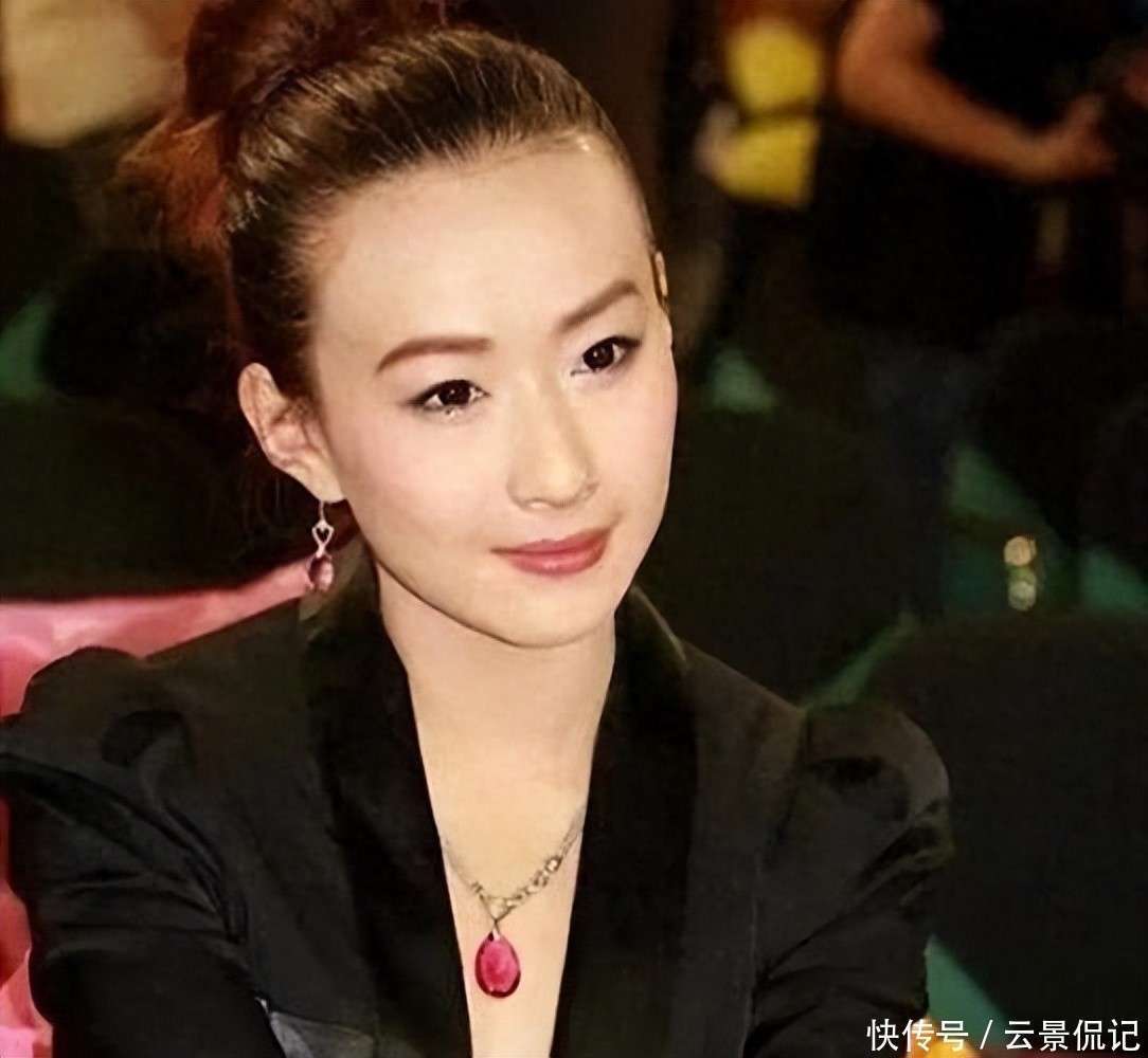 她才是顶级白富美！23岁继承10亿资产，现在掌管8700亿金融帝国