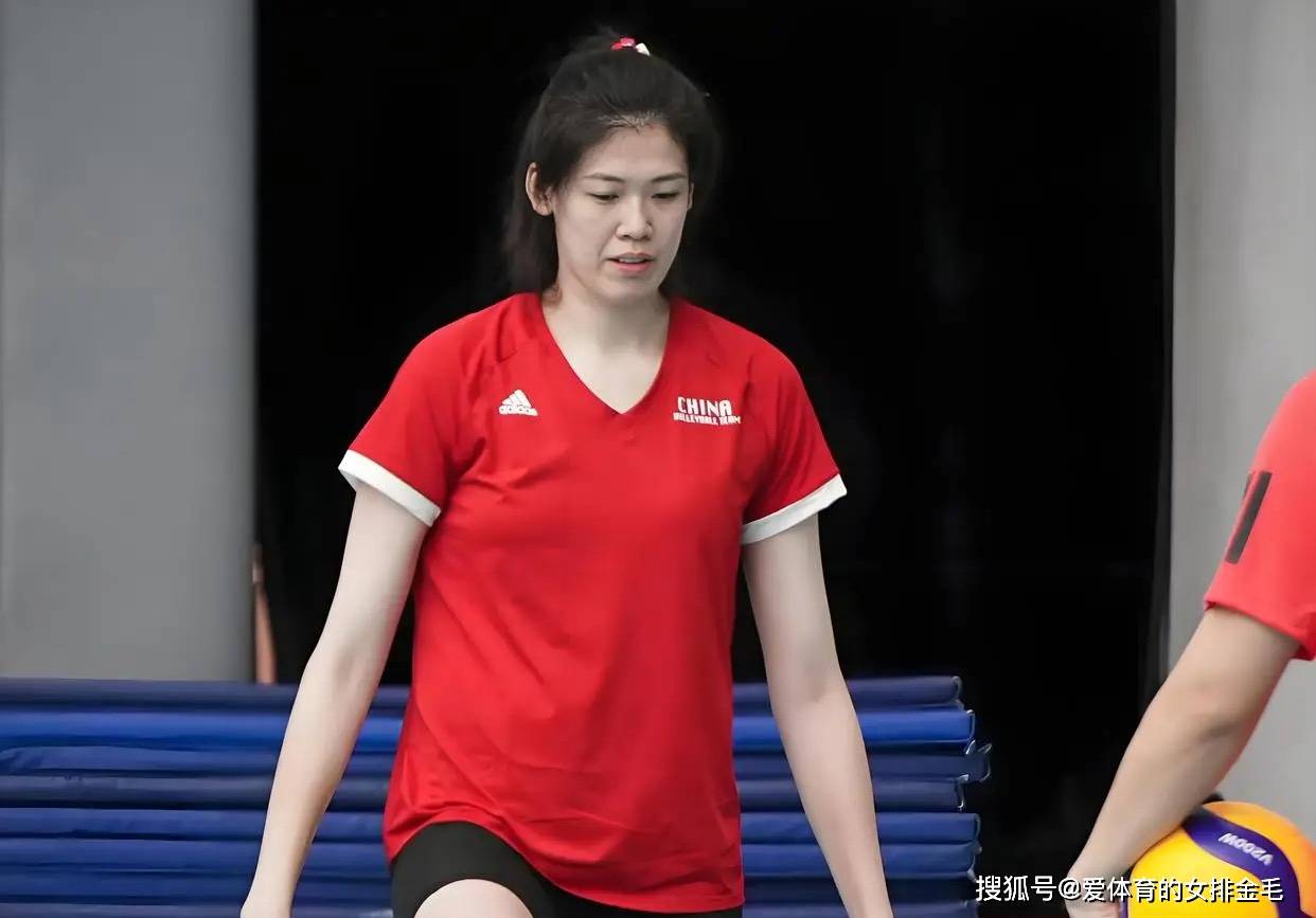 原创             三位中国女排队员或加盟费内巴切！女排兵败世锦赛，迫使排协放人